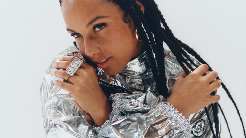 Colección debut de Alicia Keys Moncler Genius, inspirada en el streetwear de Nueva York